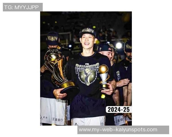 林书豪盛赞鲍威尔努力精神期待他在赛场上取得更大成功 林书豪盛赞鲍威尔努力精神期待他在赛场上取得更大成功