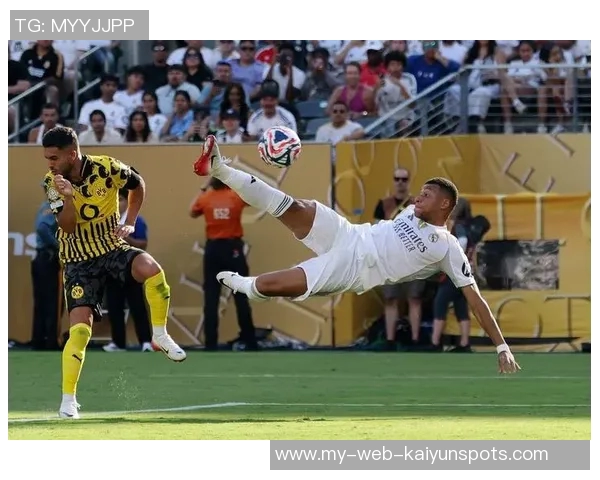 姆巴佩西甲前9轮狂轰10球追平C罗纪录成皇马新星 姆巴佩西甲前9轮狂轰10球追平C罗纪录成皇马新星