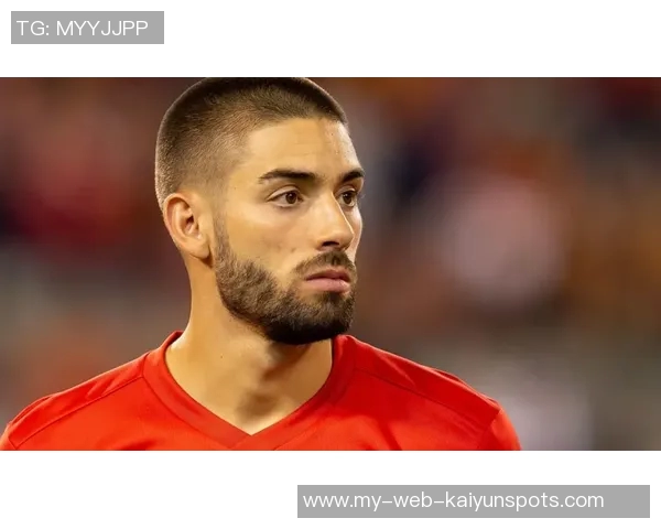 米兰今日训练动态恩昆库与奇克进行单独训练埃斯图皮尼安正在接受治疗 米兰今日训练动态恩昆库与奇克进行单独训练埃斯图皮尼安正在接受治疗