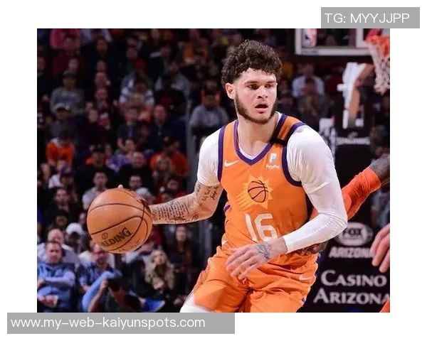 泰勒亚当斯称赞普利西奇为世界级球员需给予更多自由度以发挥潜力 泰勒亚当斯称赞普利西奇为世界级球员需给予更多自由度以发挥潜力