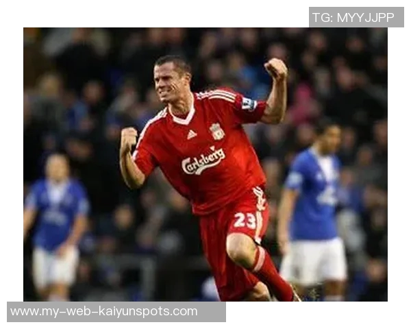 内维尔赞凯塞多为英超最佳中场卡拉格力挺赖斯更具全能与控球优势