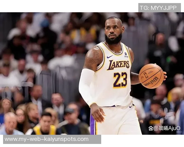 詹姆斯状态回暖需关注体能与比赛节奏的双重提升 詹姆斯状态回暖需关注体能与比赛节奏的双重提升